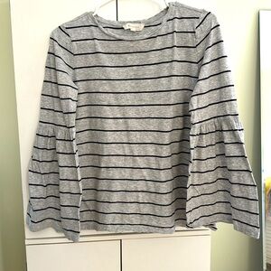 Vince Camuto Bell Sleeve Top